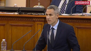 "Продължаваме промяната": Корупцията не намери достатъчно врагове в парламента