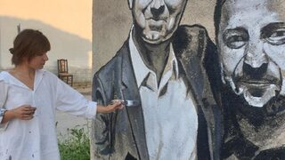 Зеленски, Путин и Кирил Петков: нови графити по стените на къщите в <span class="highlight">Старо</span> <span class="highlight">Железаре</span>
