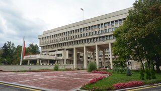Приемът на документи в консулствата на България в Русия не е спрян