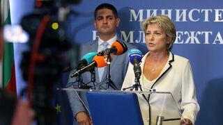 "Ненужният" софтуер за милиони противопоставил бивши и настоящи ръководители в спорта
