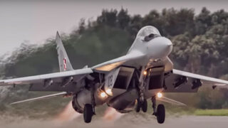 Полша подписа договор за десетки FA-50 от Южна Корея, които ще заменят МиГ-29