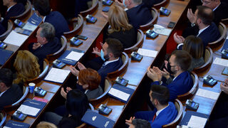 От новобранци до опитни парламентаристи: кои са новите депутати в 48-ия парламент