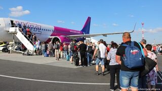 Българите от Германия и Европа са хукнали презглава към родината заради "джендърство"?