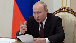 Путин забрани на 45 банки да сменят акционерите и собственика си