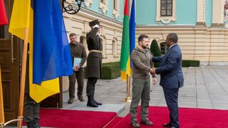 Зеленски получи от африкански президент "послание" от Путин и постави условия