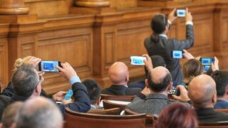 Посланикът на Украйна: Списъкът с оръжия, които искаме от България, съдържа над 30 артикула