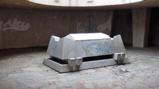 Малко разяснения за "осквернения" паметник в Перущица