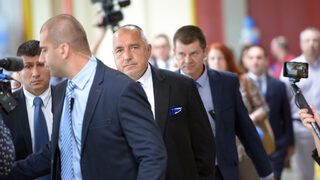 Службата за охрана може да спре да пази Бойко Борисов, Стефан Янев и Кирил Петков