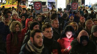 Не съм ти боксова <span class="highlight">круша</span>: Протестиращи поискаха мерки срещу насилието над жени
