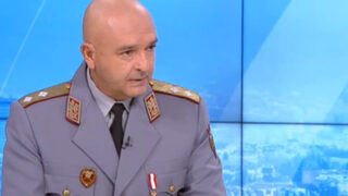Ген. <span class="highlight">Мутафчийски</span>: Не бих казал, че битката с COVID-19 е спечелена