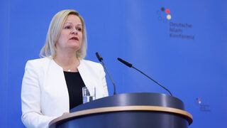 Германия ще затегне законите за притежание на оръжие след разкрития заговор за преврат