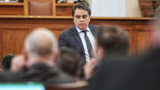 Парламентът не прие да се повиши данъчното облекчение <span class="highlight">за</span> отглеждане <span class="highlight">на</span> деца