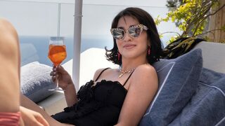 12 от най-добрите сериали, с които може да наваксате през празниците