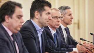 "Недостатъчен формат": ГЕРБ, ДПС, "Възраждане" отсъстваха от среща за втория опит за кабинет