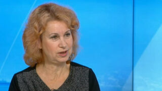 Проф. Ива Христова: Грипът протича по-тежко от сегашните <span class="highlight">варианти</span> <span class="highlight">на</span> <span class="highlight">коронавируса</span>