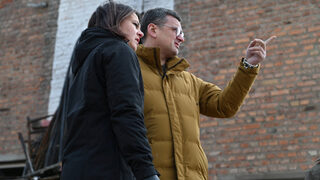 Русия бомбардира Харков, Зеленски отне гражданството на политици