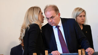 По искане на ГЕРБ правната комисия отложи гласуването на механизъм за разследване на главния прокурор