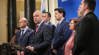 Общинските съветници на БСП вдигнаха шум в парламента заради новите билети в София
