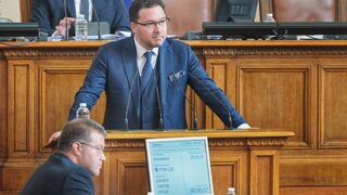 Комисия ще има, време за работа - надали: парламентът гласува да провери свързаните с "Нексо" дарения