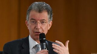 Ходорковски, а не властта в Русия, е поканен на Мюнхенската <span class="highlight">конференция</span> <span class="highlight">по</span> <span class="highlight">сигурността</span>