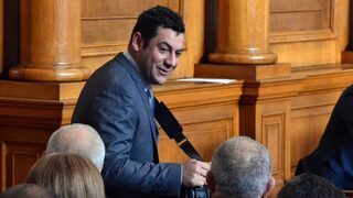 Едно наум: Морфов отстранил актьор от "Хъшове" заради обвързването му с ГЕРБ