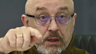 Украйна ще смени министъра <span class="highlight">на</span> отбраната