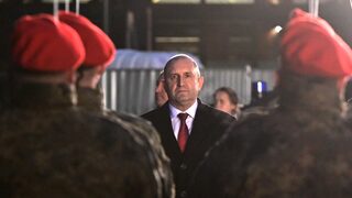 Президентът: Да не пренаписваме историята, да я опазим от безродници и осквернители