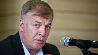 Наско Сираков: Предпочитам хората, с които работя, да гледат в една посока с мен