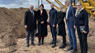 Кабинетът очаква компенсация за скъпия газ в хранилището в Чирен