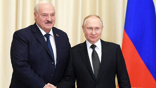 Кремъл взима Беларус за ядрен заложник