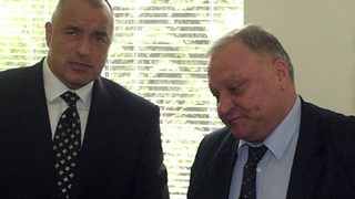 Главният секретар на БСП: Бойко Борисов оказва натиск върху съда