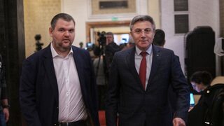 Карадайъ повтори, че ДПС е опозиция, наблегна на "засега"