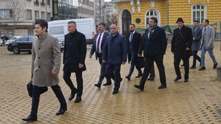Какво следва оттук нататък