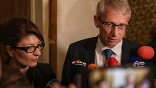 Депутати на ГЕРБ и "Продължаваме промяната - Демократична България" се срещат за управленска програма