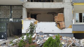 Ядосани на Ердоган, но за малко: защо земетресението няма да преобърне изборите