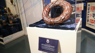 Фотогалерия: "Левски" отбеляза 80 години от рождението на <span class="highlight">Георги</span> <span class="highlight">Аспарухов</span>