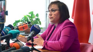 Корнелия Нинова: ГЕРБ и новата коалиция правят кабинет на омертата и жаждата за власт