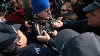 Силите на реда и на протестиращите - 5:1