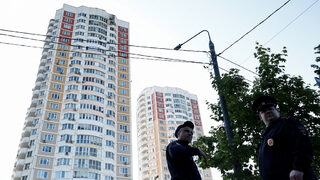 Дронове поразиха блокове в Москва след поредните руски удари по Киев