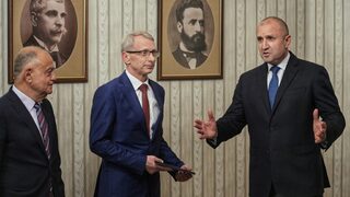 Президентът: Няма експертни кабинети, политическата отговорност е на партиите зад правителството