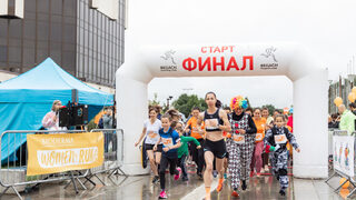 Фотогалерия: Благотворителното женско бягане в центъра на София