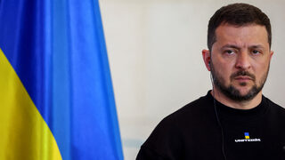Срещу пропагандата: Зеленски забрани вноса на книги от Русия