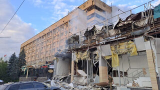Жертвите в Краматорск растат, Киев и Москва разменят удари в Запорожка област