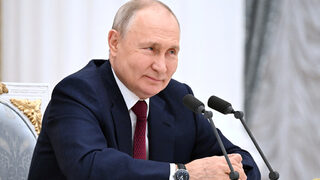 Путин е доволен: Руската икономика се представя над очакванията