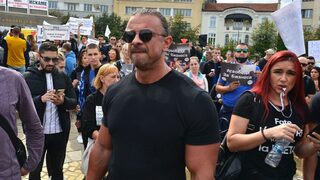 Собствениците на заведения приканват хората да искат фискален бон от всички
