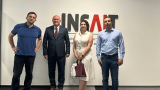 Само 8 от 686 кандидати от цял свят са одобрени да стажуват в Института за компютърни науки