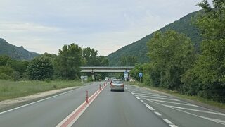И на главния път София - Варна в Ловешко ще бъдат монтирани разделителни колчета