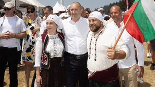 Какво значи думата "безродие", използвана от Румен Радев