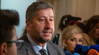 Христо Иванов: Радев нарежда себе си и България до Лукашенко като говорител на Путин
