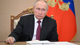 Путин предупреди Полша да не поглежда към Беларус